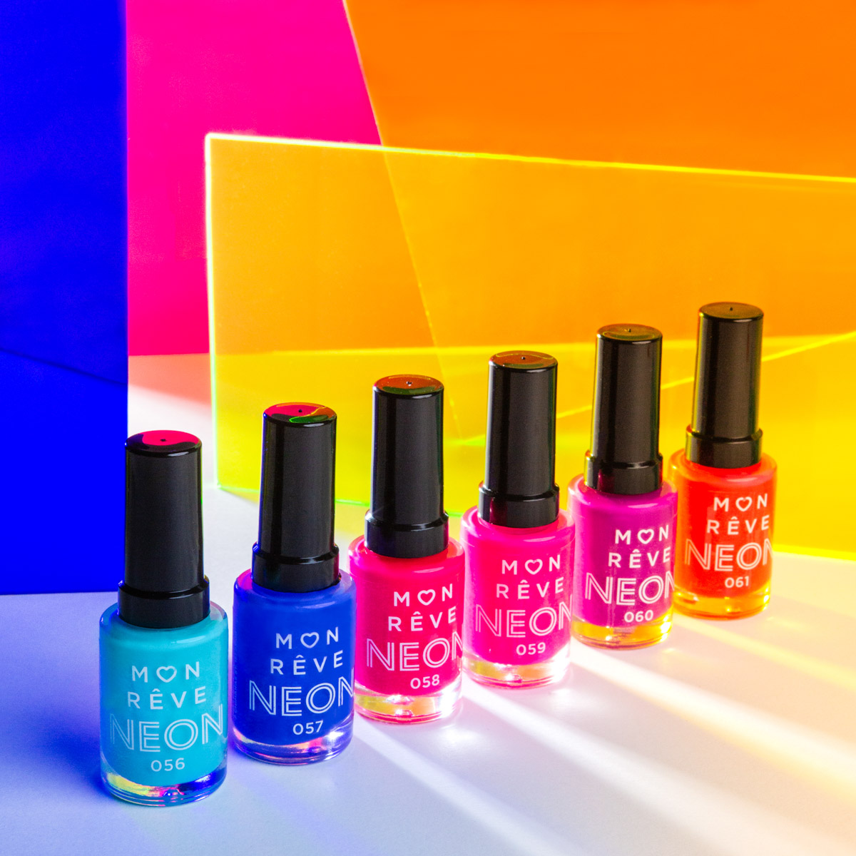 NAIL COLOR